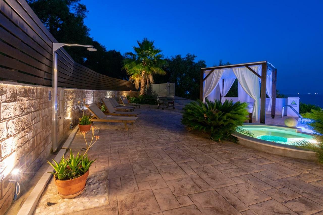 Ionian Pearl Luxury Spa Villa Mesongí Екстериор снимка